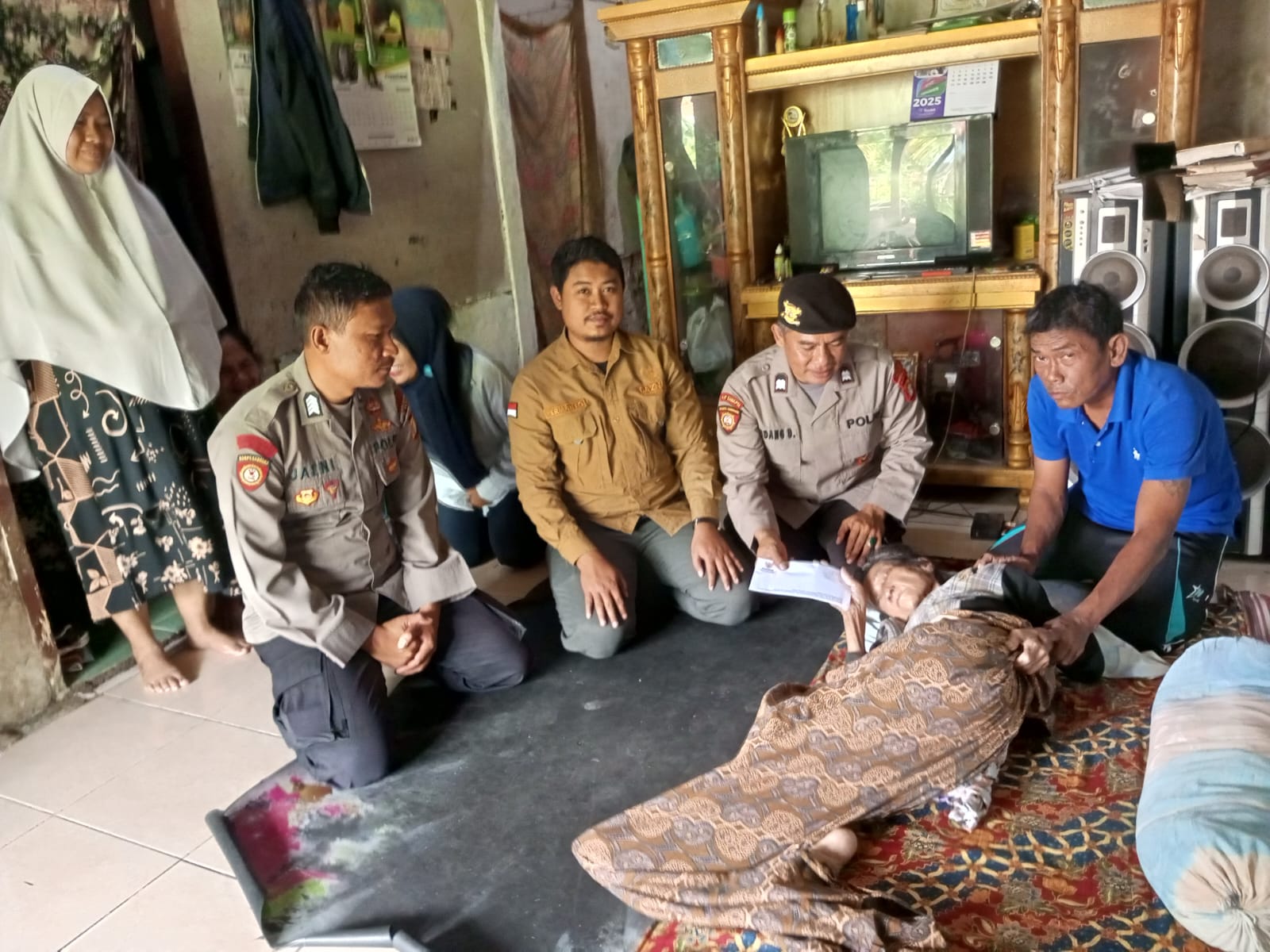 Warga Ucapkan Terimakasih Kepada Polsek Pebayuran,Telah Membantu Pengajuan Biaya Pengobatan ke Baznas Kabupaten Bekasi