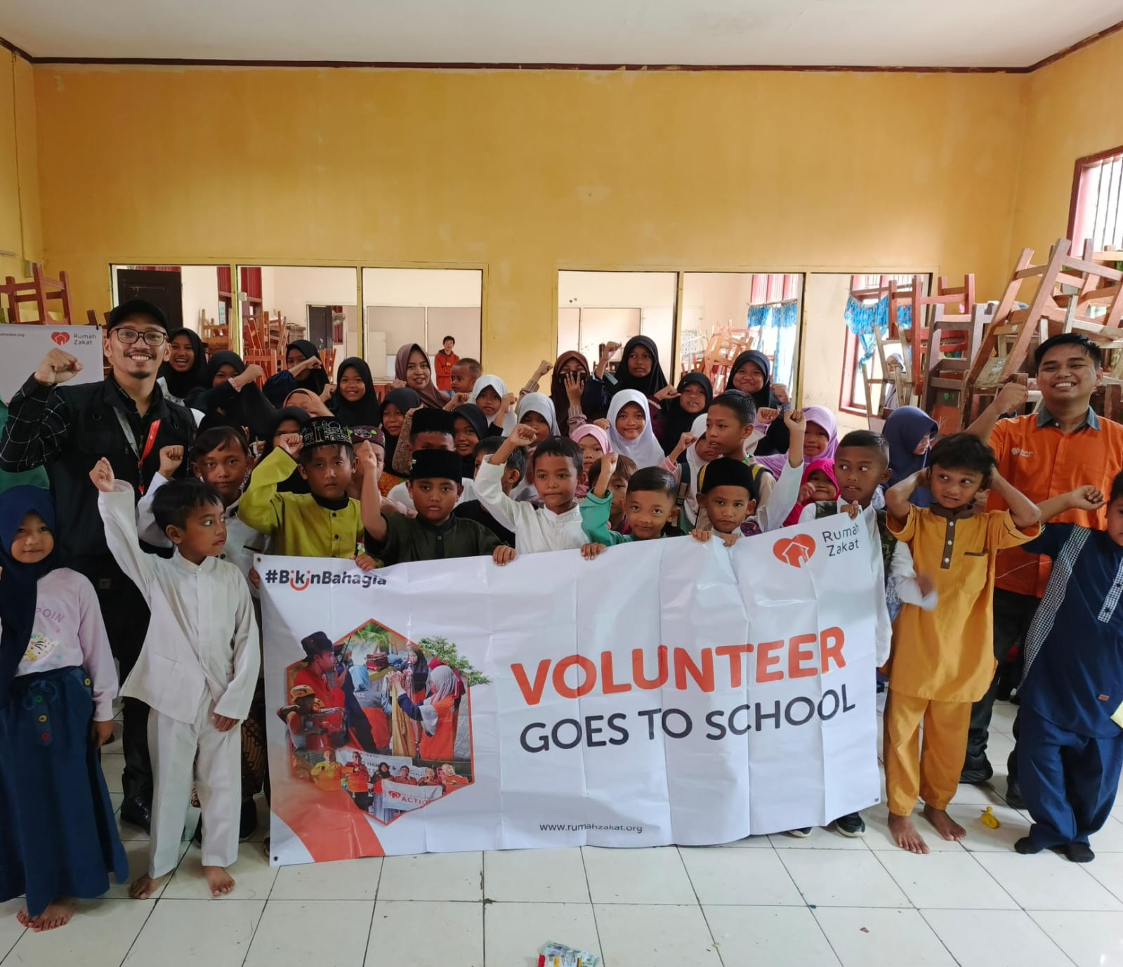 Bangun Generasi Muda Peduli, Rumah Zakat Bekasi Gelar Kegiatan Volunteer Goes to School