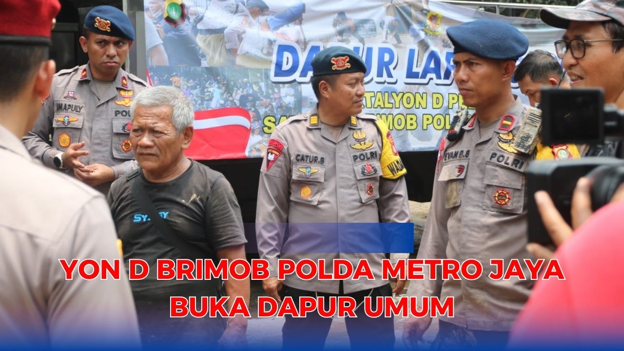 Tanggap Darurat Banjir, Yon D Brimob Polda Metro Jaya Buka Dapur Umum