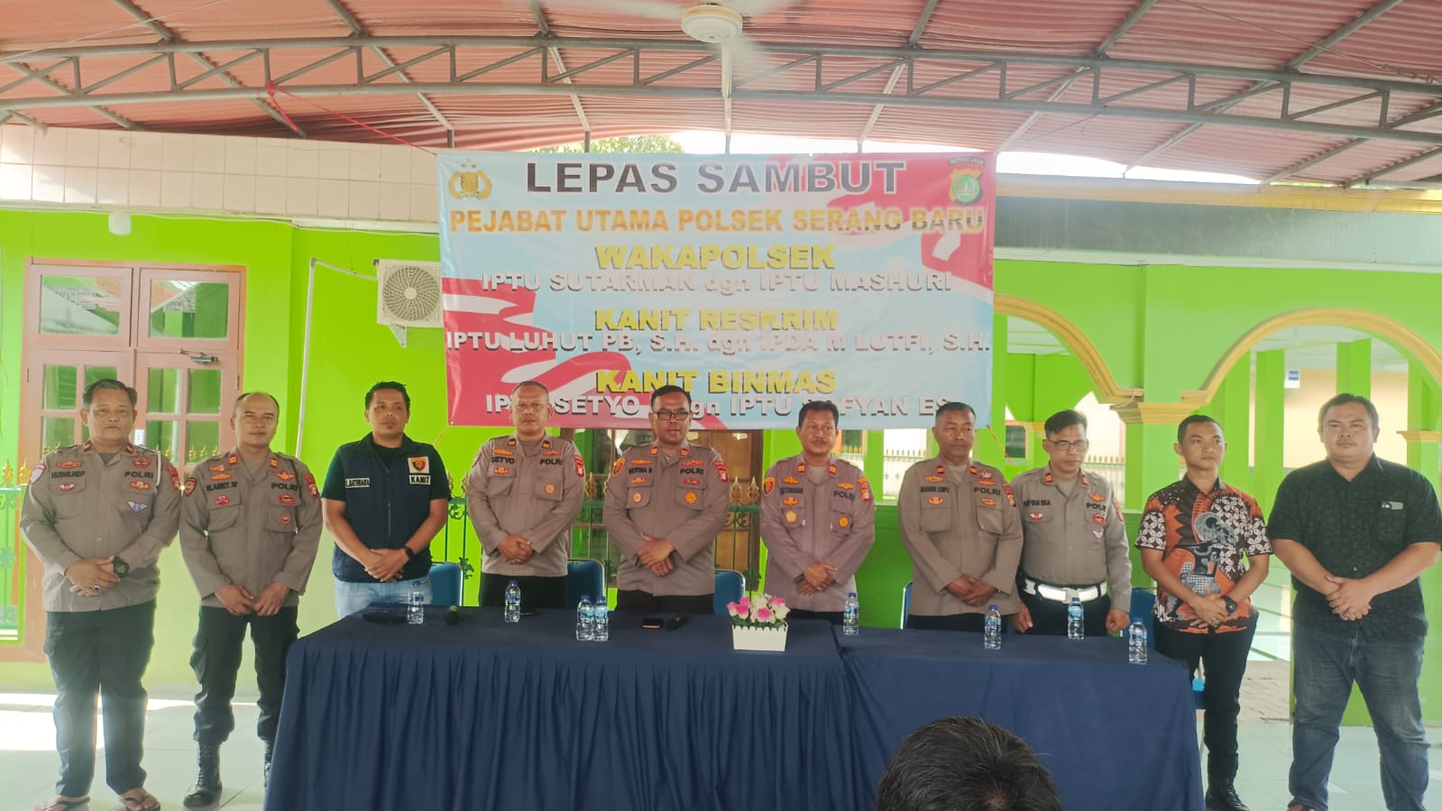Polsek Serang Baru Gelar Lepas Sambut, Berlangsung Haru